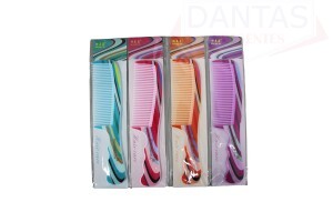 Pente de plástico para pentear o cabelo com cabo 21cm - Dantas