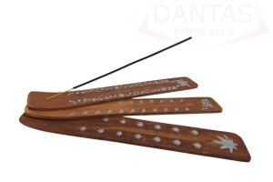 INCENSARIO DE MADEIRA CANOA LISO - REGUA