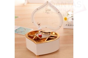 CAIXA DE MÚSICA BAILARINA GIRATÓRIA CORAÇÃO 13x12.5X8cm 