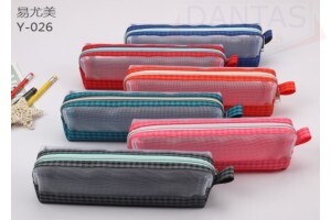 Estojo Escolar de Nylon Xadrez